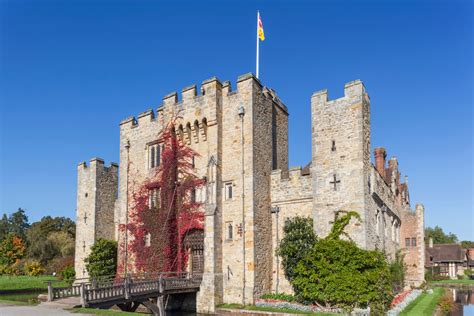 tudor castle tours